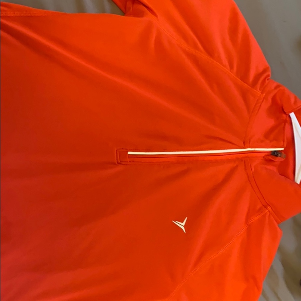zip up athletic long sleeve